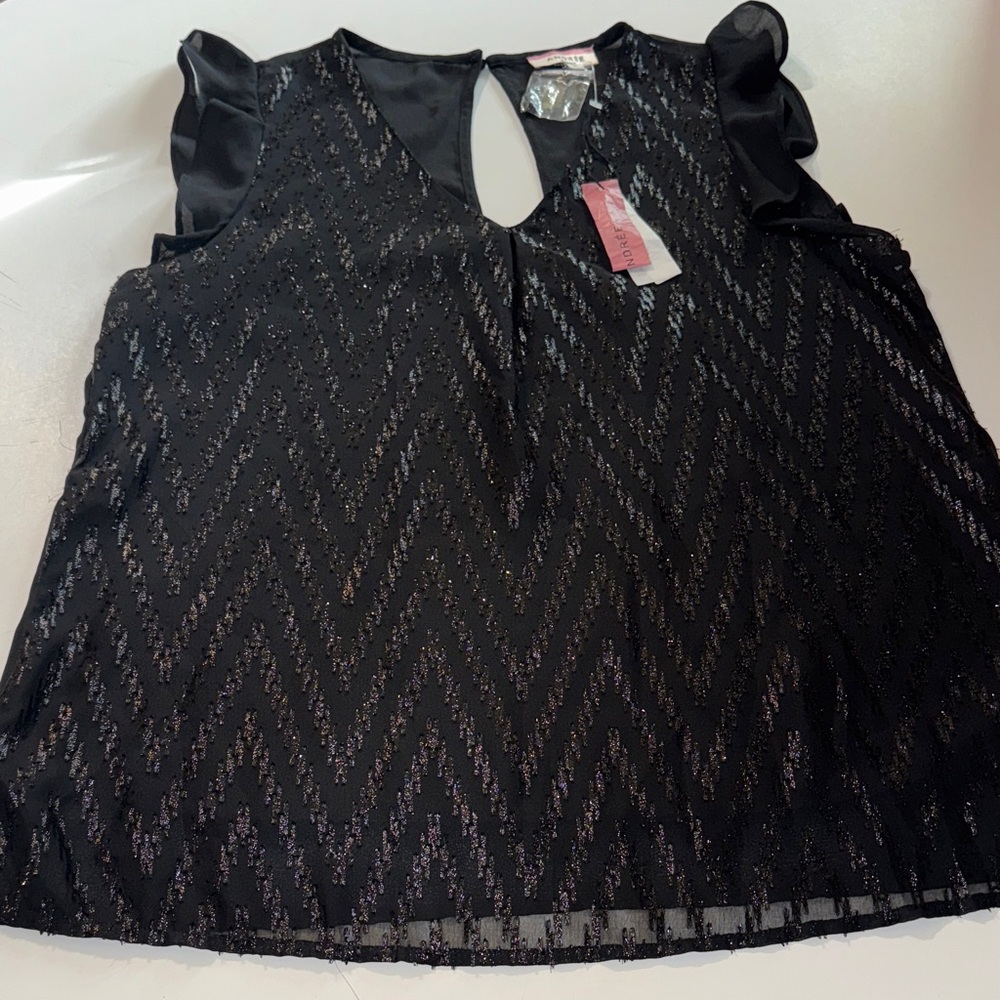 ANDREE BY‎ UNIT Black Shimmering Zigzag Lace Blouse NWT Size Large
